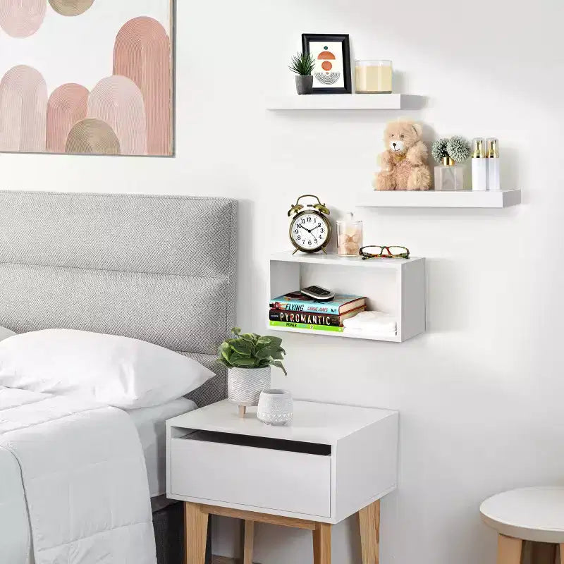 Floating Shelves with Invisible Brackets & 1 Rectangular Box