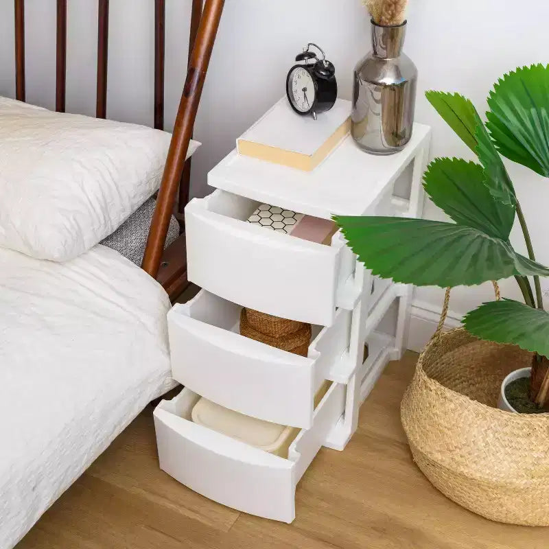 IRIS 3 Drawer Plastic Storage Chests White
